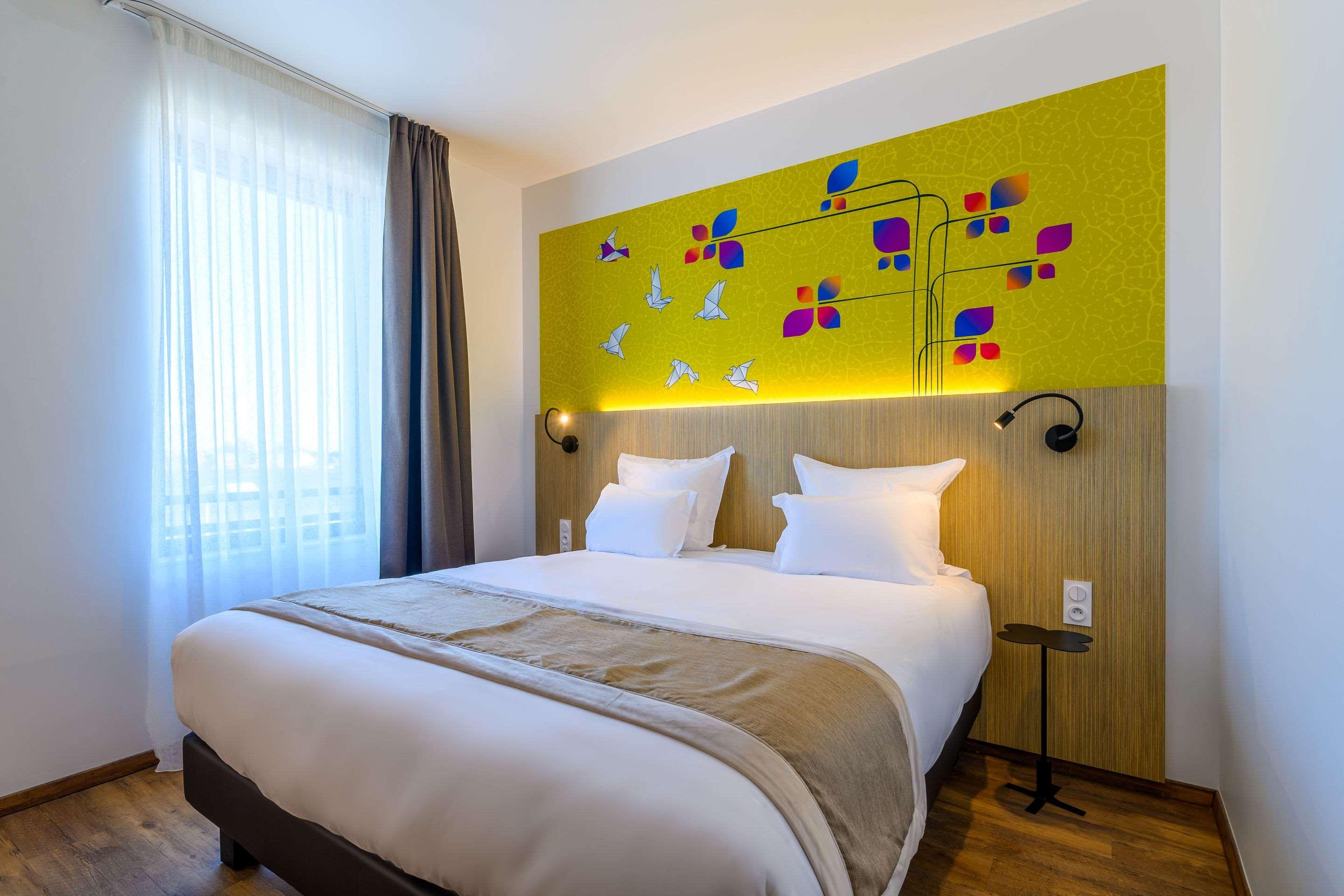 ควอลิตี้ โฮเต็ล อาเมียง ปูแล็งวิล Hotel Poulainville ภายนอก รูปภาพ